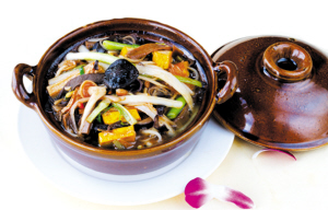 十大外围足球平台app-女人要多吃的美食,做法简单,常吃小脸红润气色好(图1) 十大外围足球平台app