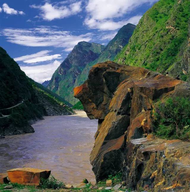 唯美英文短句:However long the night…【十大外围足球平台app】(图1) 十大外围足球平台app