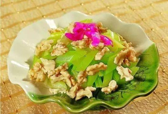 ‘十大外围足球平台app’
丈夫不能吃辣 老上火 一份清肺去火的美食菜谱送你 拿走不谢!(图4) ‘十大外围足球平台app’
丈夫不能吃辣 老上火 一份清肺去火的美食菜谱送你 拿走不谢!(图4)